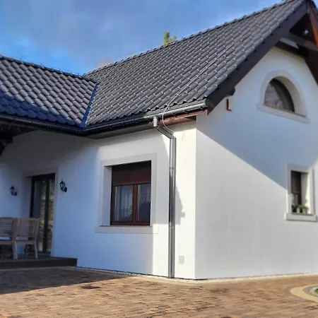 Na Cedrowej * Bierna